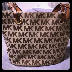 Michael Kors brown hand bag